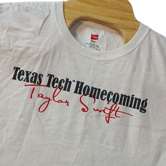 Taylor Swift Texas Tech Homecoming "It's A Love Story" Long Sleeve Tee Large - Picture 1 of 5